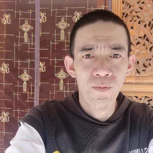 37岁岁云南单身帅哥 - 呼伦贝尔吉缘网
