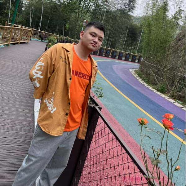 28岁岁湖南单身帅哥 - 呼伦贝尔吉缘网