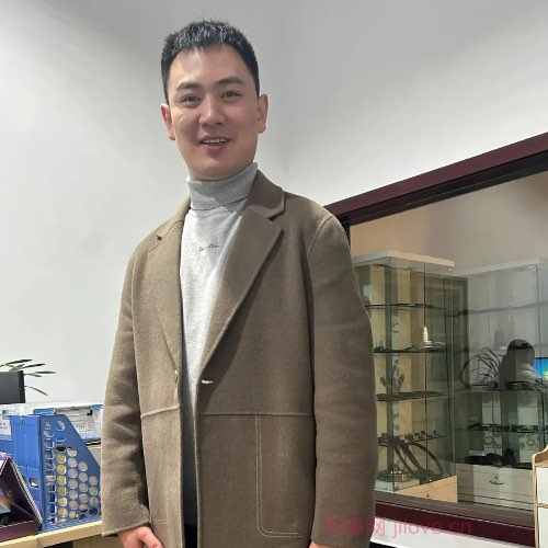 32岁岁四川单身帅哥 - 呼伦贝尔吉缘网